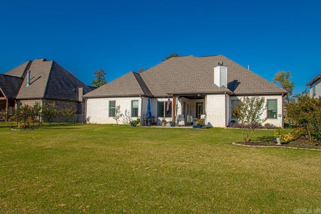 7730 S SHORELINE Boulevard, Benton, AR 72019