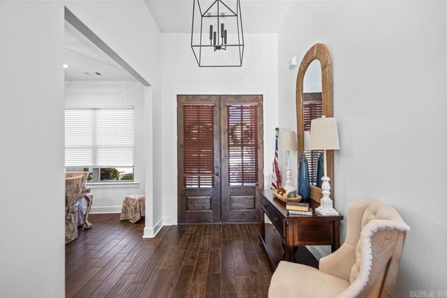 7730 S SHORELINE Boulevard, Benton, AR 72019