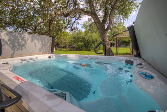 1840 Rustic Oak Ln, Spring Branch, TX 78070
