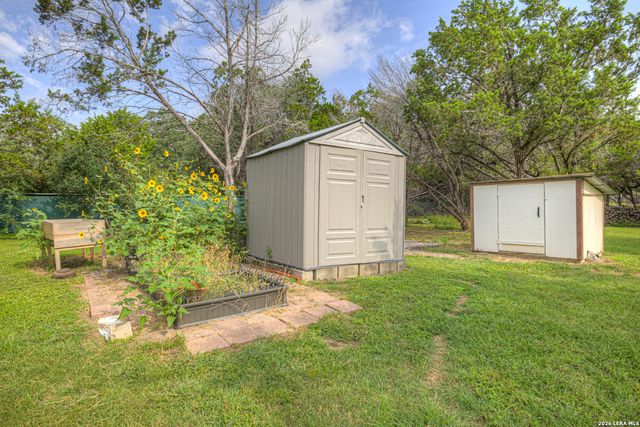 1840 Rustic Oak Ln, Spring Branch, TX 78070