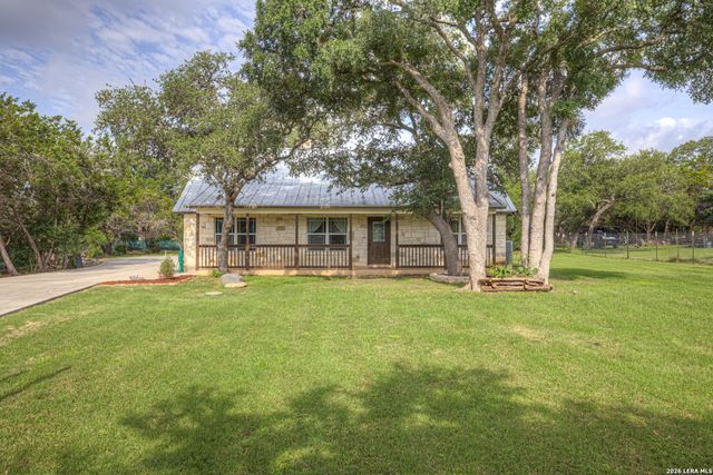 1840 Rustic Oak Ln, Spring Branch, TX 78070