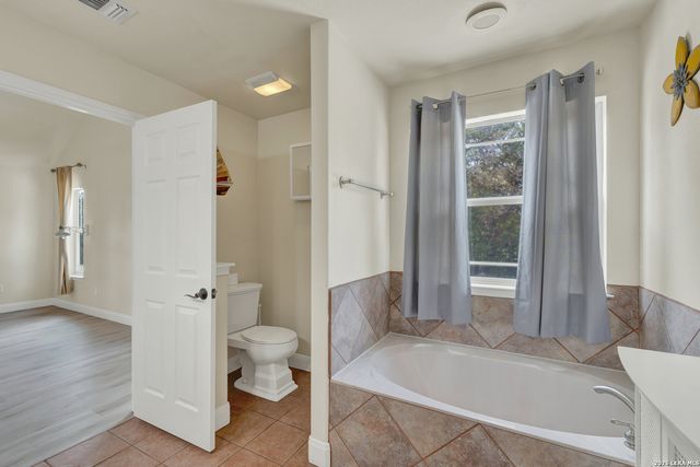 1840 Rustic Oak Ln, Spring Branch, TX 78070