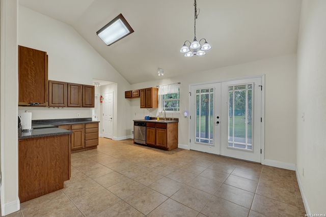 1840 Rustic Oak Ln, Spring Branch, TX 78070
