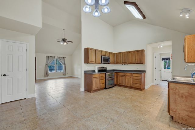 1840 Rustic Oak Ln, Spring Branch, TX 78070