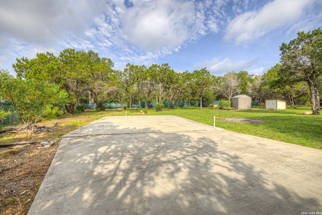 1840 Rustic Oak Ln, Spring Branch, TX 78070