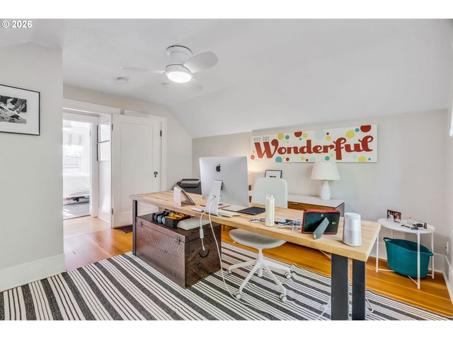 2632 Ne KLICKITAT St, Portland, OR 97212