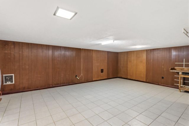 106 HICKORY HILL DR, Stephens City, VA 22655