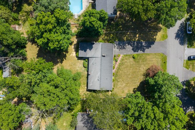 106 HICKORY HILL DR, Stephens City, VA 22655