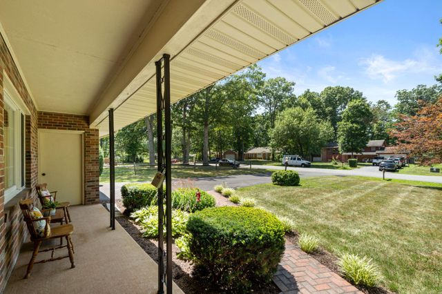 106 HICKORY HILL DR, Stephens City, VA 22655