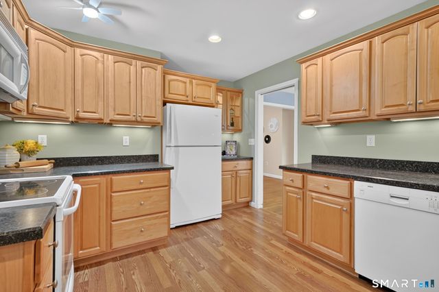 85 Ten Acre Road, Middletown, CT 06457