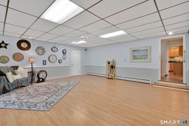 85 Ten Acre Road, Middletown, CT 06457