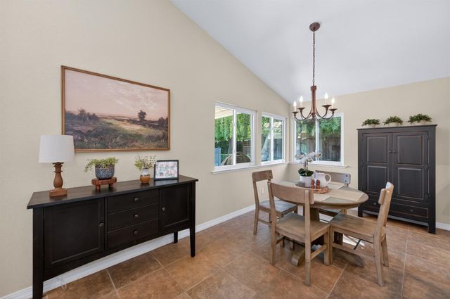 3055 Fairmont Court, Madera, CA 93637