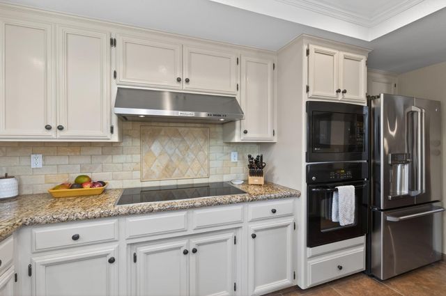 3055 Fairmont Court, Madera, CA 93637