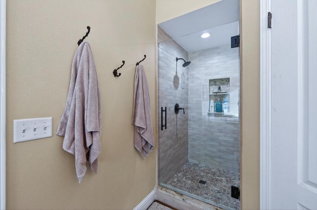 3055 Fairmont Court, Madera, CA 93637