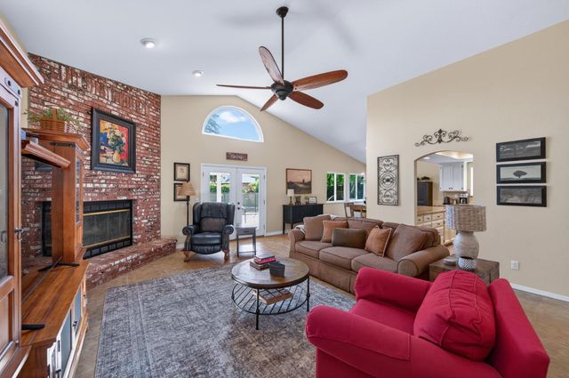 3055 Fairmont Court, Madera, CA 93637