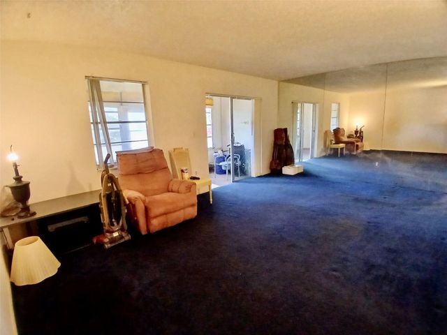 5190 E Sabal Palm Boulevard 103, Tamarac, FL 33319