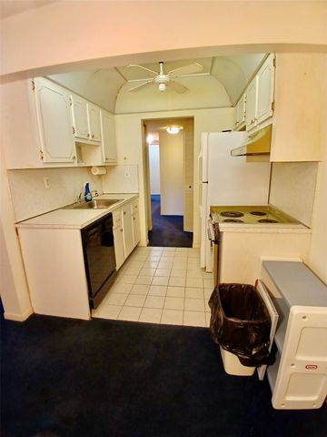 5190 E Sabal Palm Boulevard 103, Tamarac, FL 33319