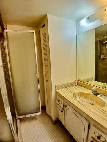 5190 E Sabal Palm Boulevard 103, Tamarac, FL 33319