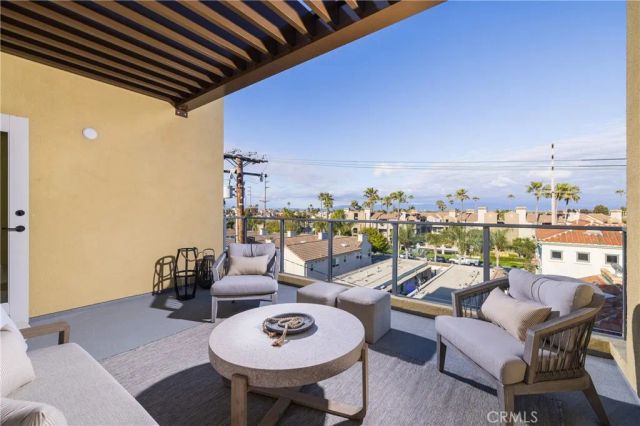 414 Main Street 420, Huntington Beach, CA 92648