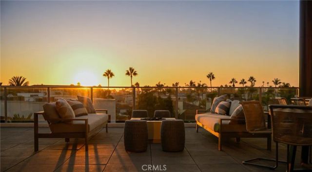 414 Main Street 420, Huntington Beach, CA 92648