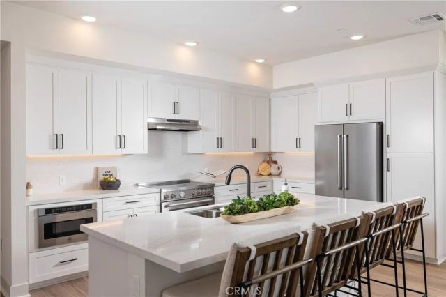 414 Main Street 420, Huntington Beach, CA 92648