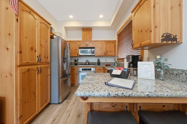 40838 Village Pass Lane 18, Shaver Lake, CA 93664