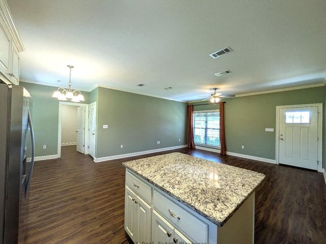 314 Margaret Ave., Petal, MS 39465