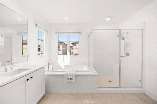 217 Piazza, Irvine, CA 92602