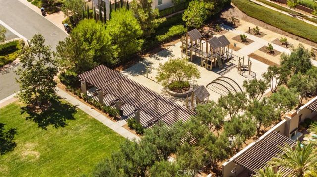 217 Piazza, Irvine, CA 92602