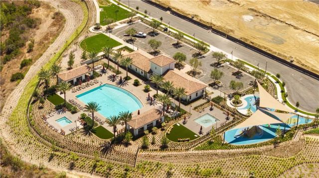 217 Piazza, Irvine, CA 92602