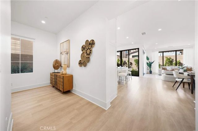 217 Piazza, Irvine, CA 92602