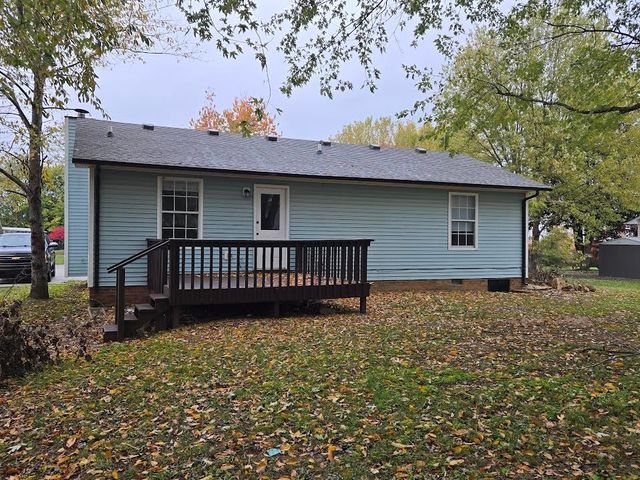 414 Pacific Ave, Oak Grove, KY 42262