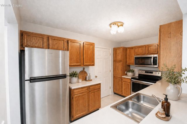 16 Meadow Lane, 3, Highland Heights, KY 41076