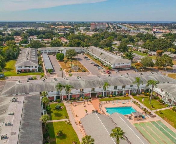 4744 AZALEA DRIVE 204, New Port Richey, FL 34652