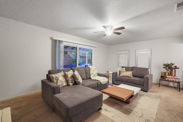 1820 N Berkeley Ave, Turlock, CA 95382