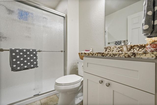 1820 N Berkeley Ave, Turlock, CA 95382