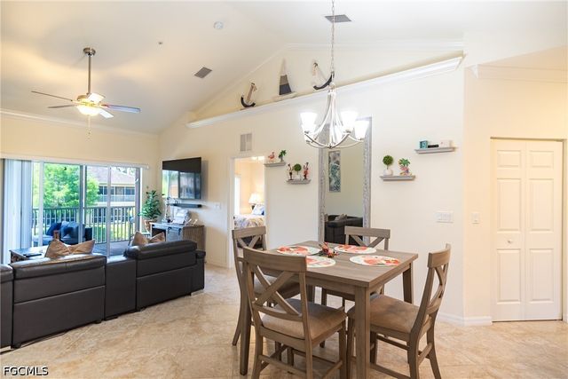 1102 Winding Pines CIR 206, Cape Coral, FL 33909