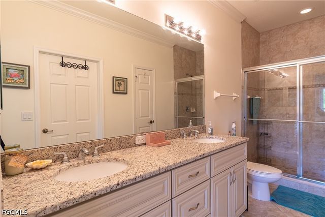 1102 Winding Pines CIR 206, Cape Coral, FL 33909