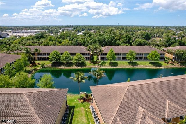 1102 Winding Pines CIR 206, Cape Coral, FL 33909