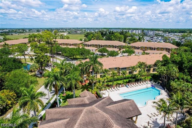 1102 Winding Pines CIR 206, Cape Coral, FL 33909