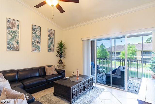 1102 Winding Pines CIR 206, Cape Coral, FL 33909