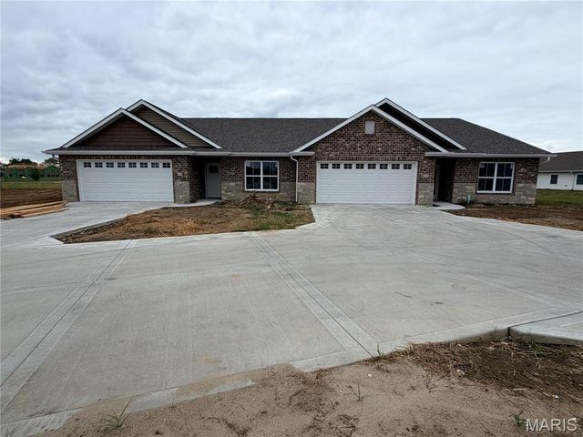621 Rhapsody Lane, Troy, IL 62294