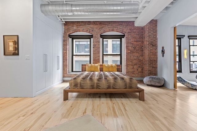 111 Beach St 3E, Boston, MA 02111