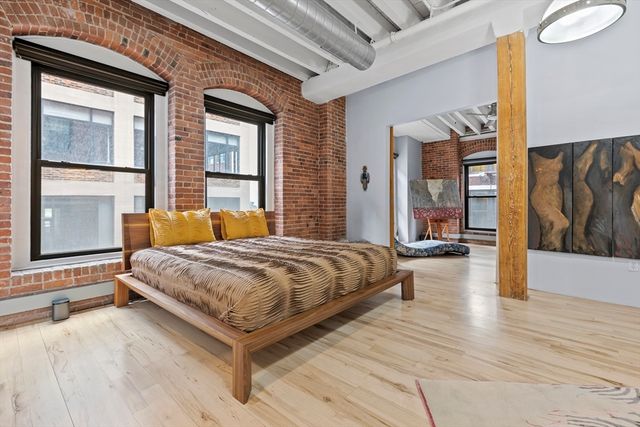 111 Beach St 3E, Boston, MA 02111