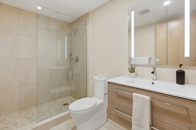 111 Beach St 3E, Boston, MA 02111