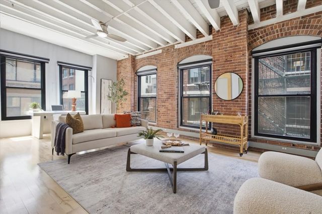 111 Beach St 3E, Boston, MA 02111