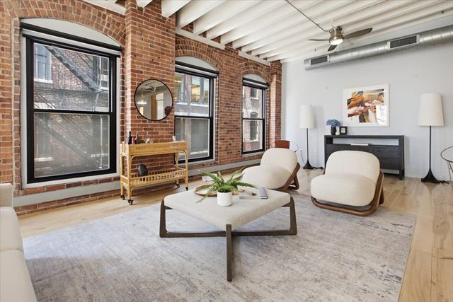 111 Beach St 3E, Boston, MA 02111