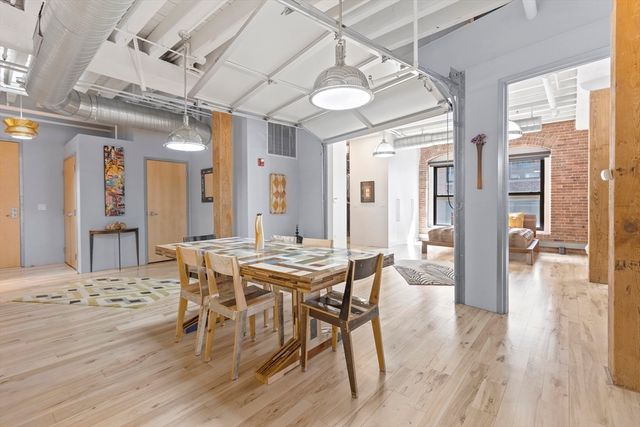 111 Beach St 3E, Boston, MA 02111