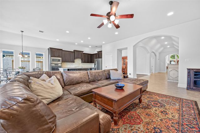 27507 Kingsland Place Lane, Fulshear, TX 77441