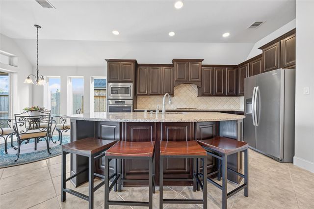 27507 Kingsland Place Lane, Fulshear, TX 77441